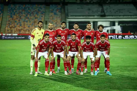 معادلة الـ50% المقلقة.. كيف تسببت البدايات المهزوزة في هروب درع الدوري من الأهلي؟